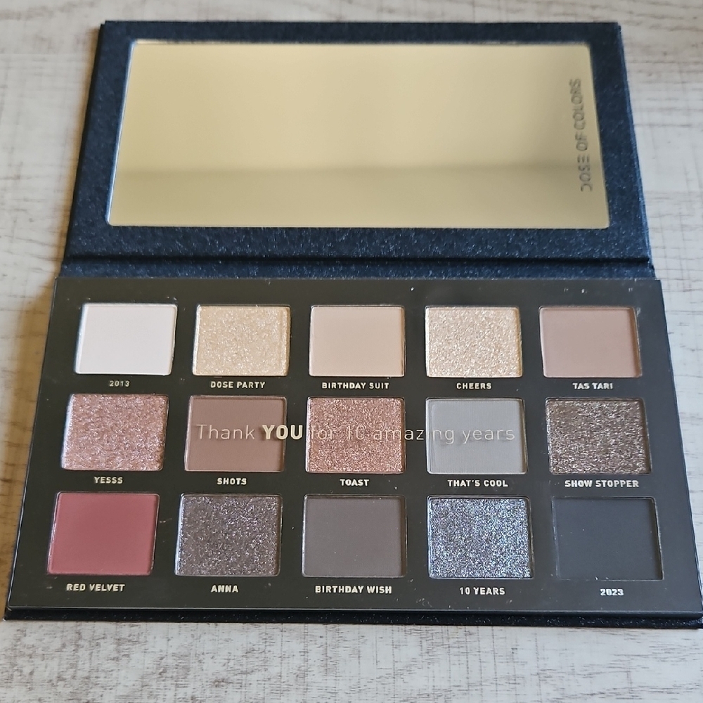 Dose of Colors Eyeshadow Palette - She's a 10